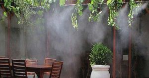 نحوه ایجاد سرمایش در فضای باز باغ و ویلا به کمک مه پاش